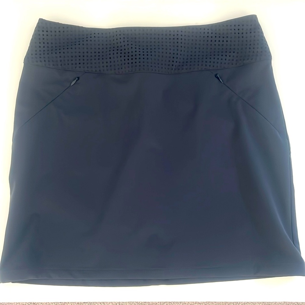 Title Nine Women’s Blue Skirt Size 2‎